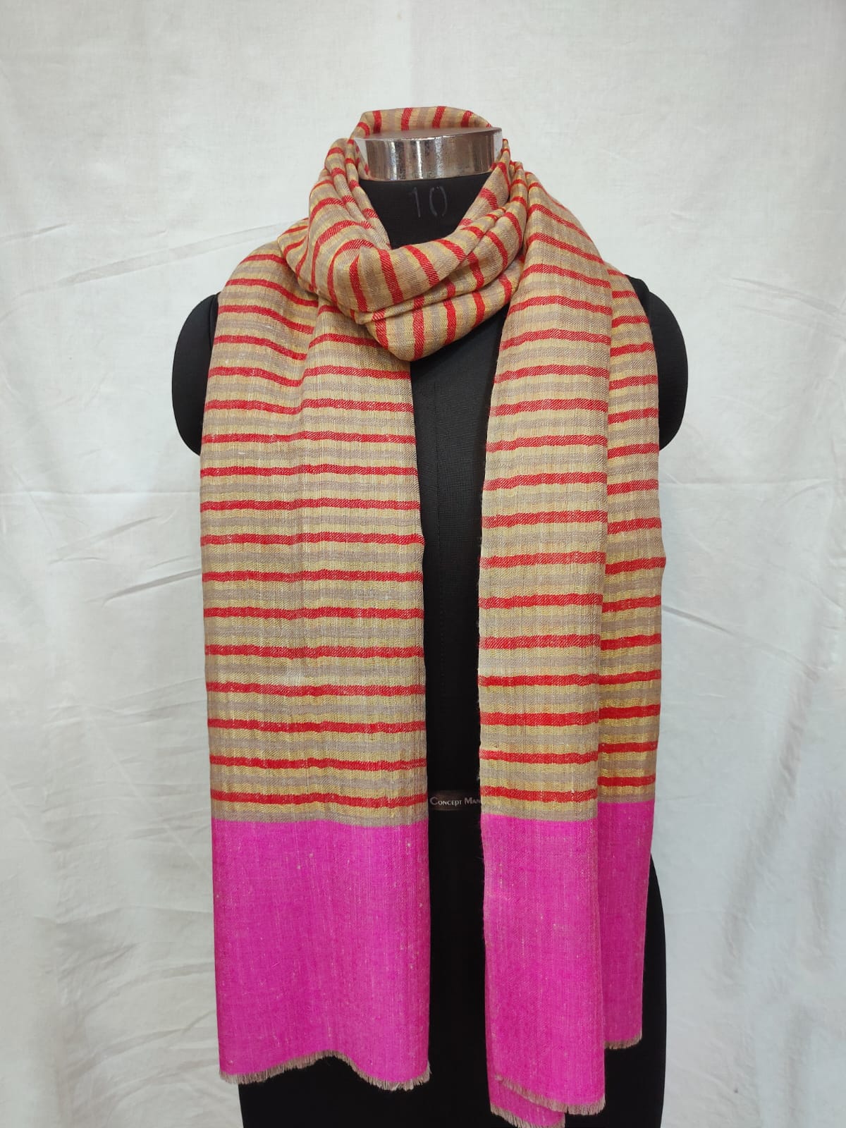 Pure Pashmina Handmade Zari Reversible Stole.