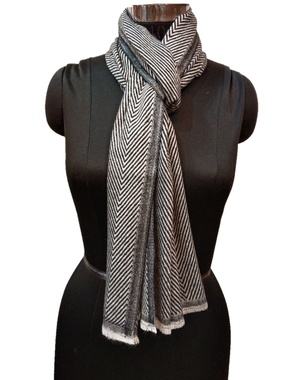 Super Cashmere mufflers.