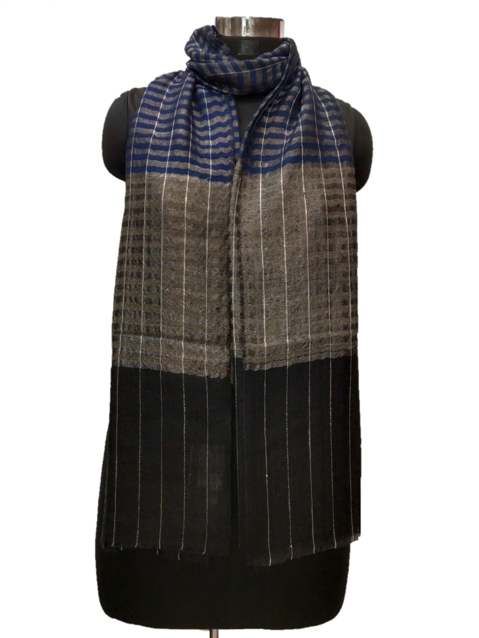 Pure Pashmina Handmade Zari Reversible Stole.